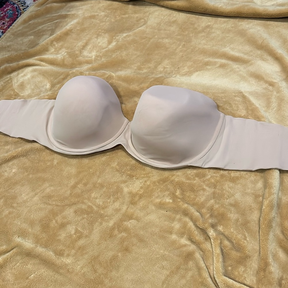 Cacique strapless 42G bra